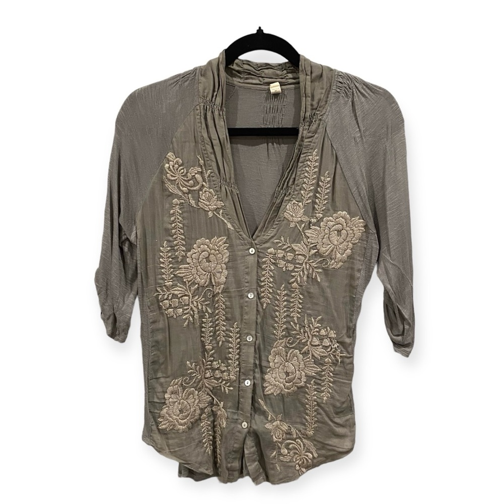 Tiny Anthropologie Sheer Floral Embroidered Button Front Blouse Green Grey Small